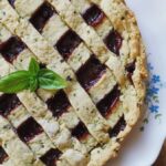 crostata al basilico e frutti di bosco